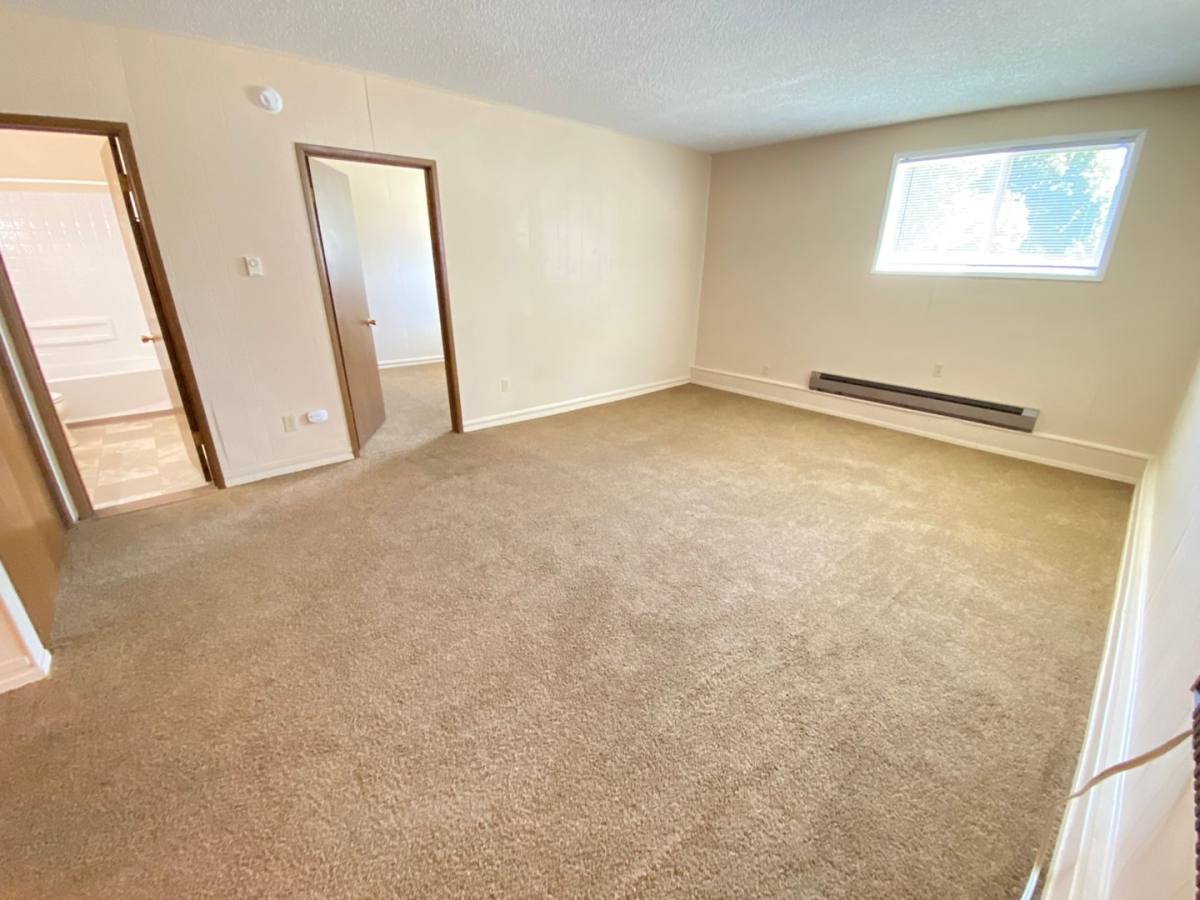 Apartment for rent at 111 W 12th Ave, Ellensburg, WA 98926