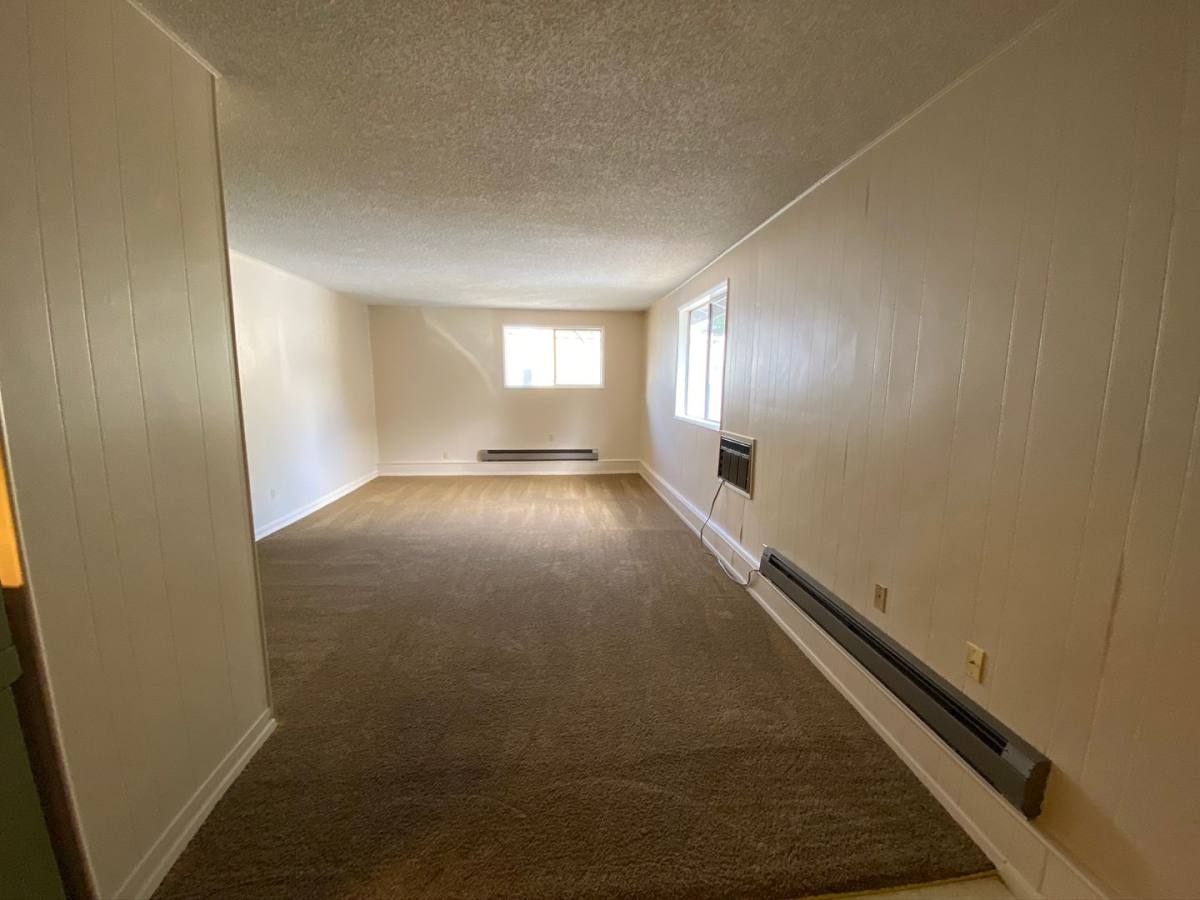 Apartment for rent at 111 W 12th Ave, Ellensburg, WA 98926