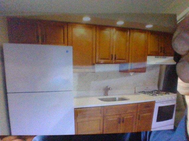 Apartment for rent at 106 Borbeck Ave #2, Jenkintown, PA 19046