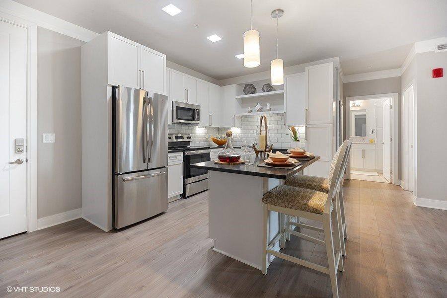 Apartment for rent at 150 N E River Rd, Des Plaines, IL 60016