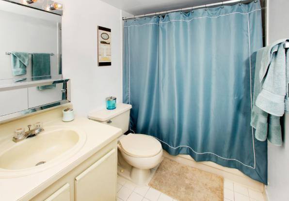 Apartment for rent at 555 Kirk Rd, Lake Worth, FL 33461