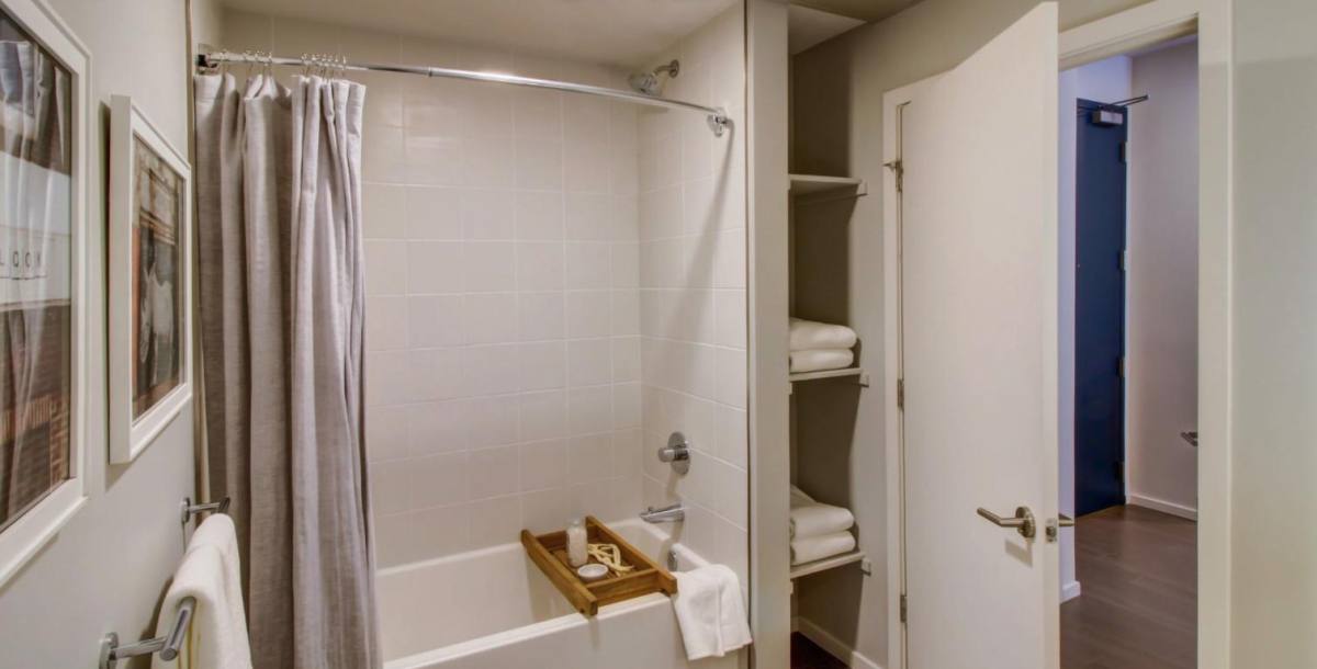 Apartment for rent at 260 E Rio Salado Parkway, Tempe, AZ 85281
