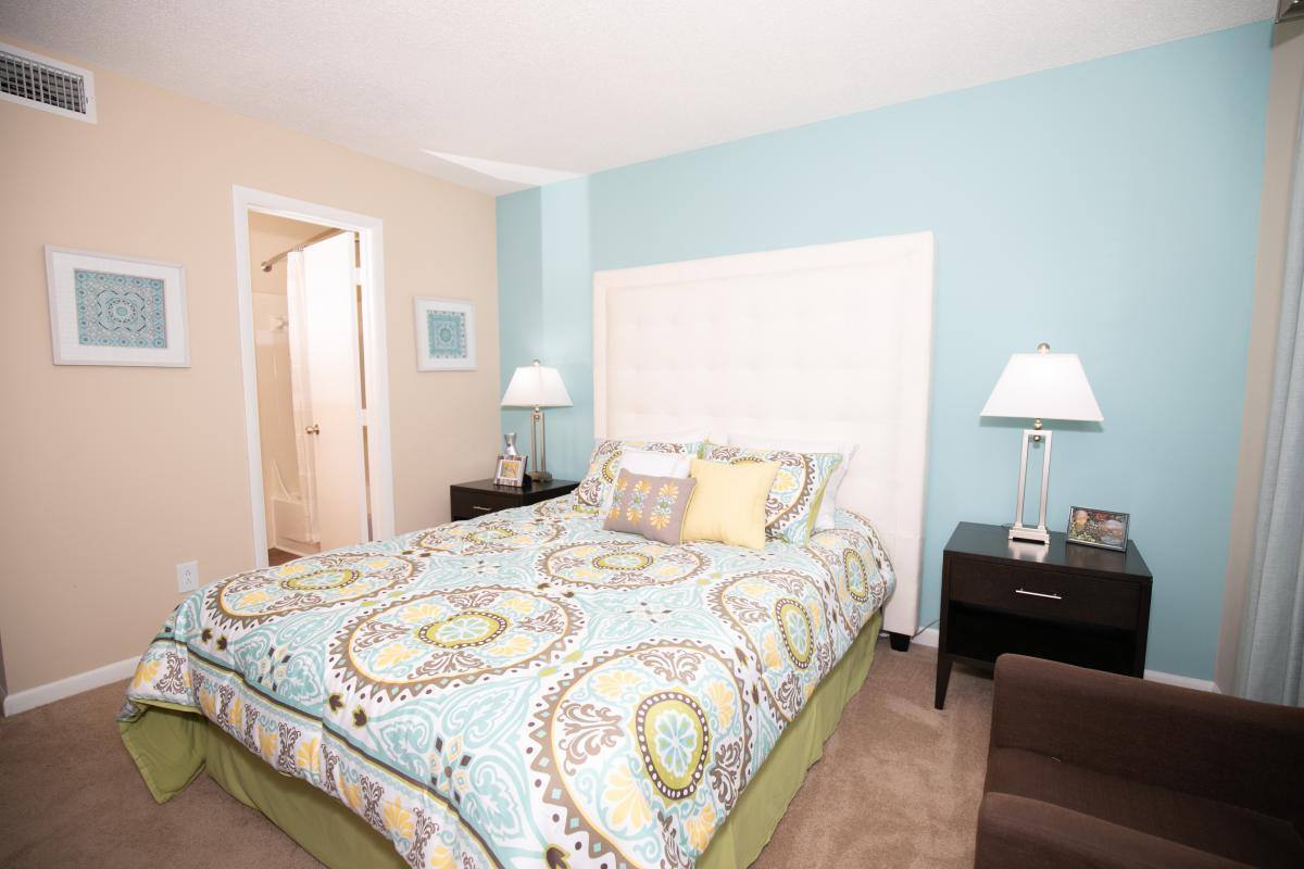 Apartment for rent at Elements on Park, 10019 Plum Creek Lane, Charlotte, NC 28210