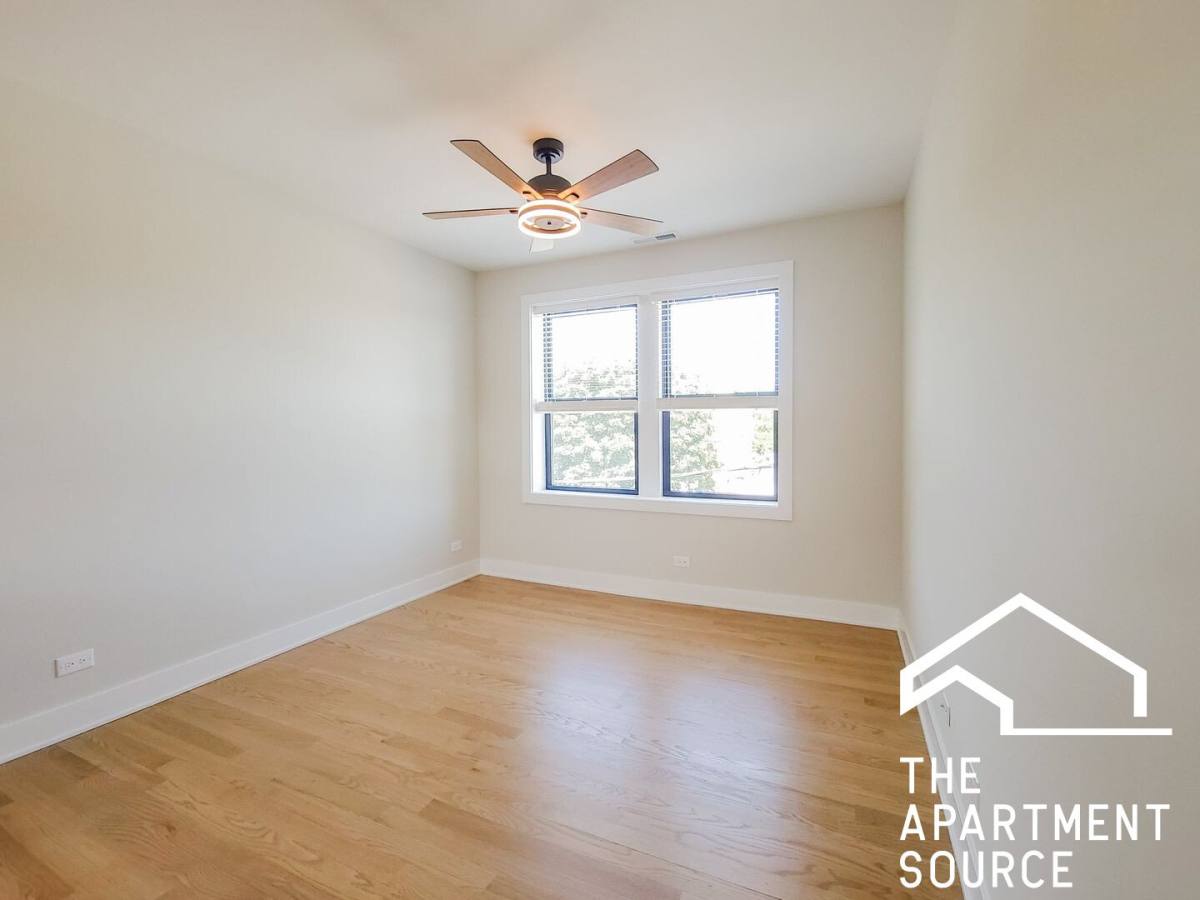 Apartment for rent at 2020 W Montrose Ave #3D, Chicago, IL 60618