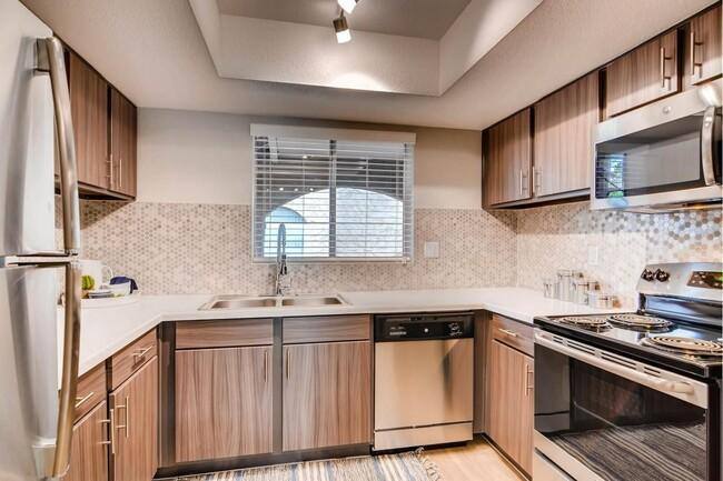 Apartment for rent at Visconti & the Glen, 7979 E Camelback Rd, Scottsdale, AZ 85251