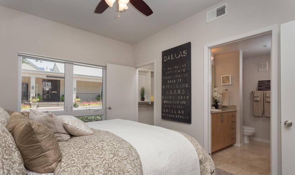 Apartment for rent at Pavilion Townplace, 7700 Greenway Blvd, Dallas, TX 75209