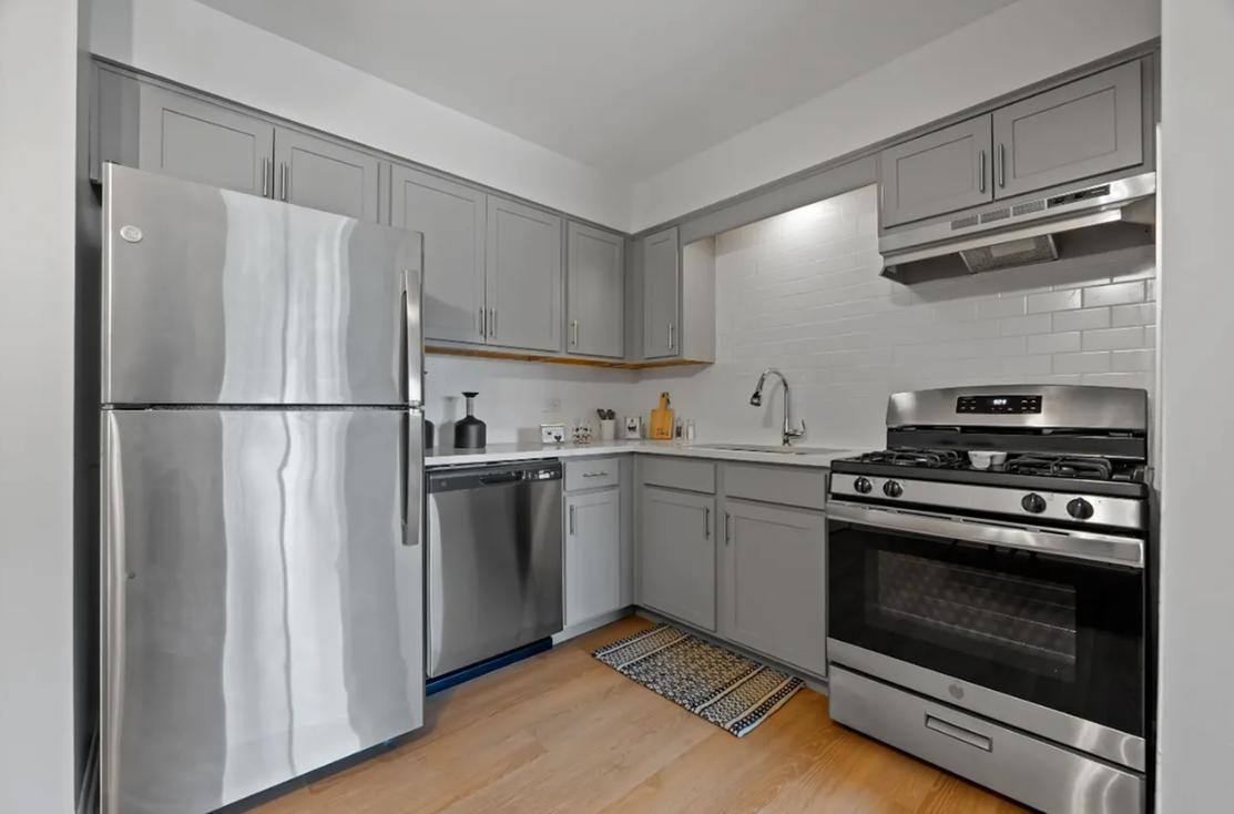 Apartment for rent at 1440 S Neltnor Blvd, West Chicago, IL 60185