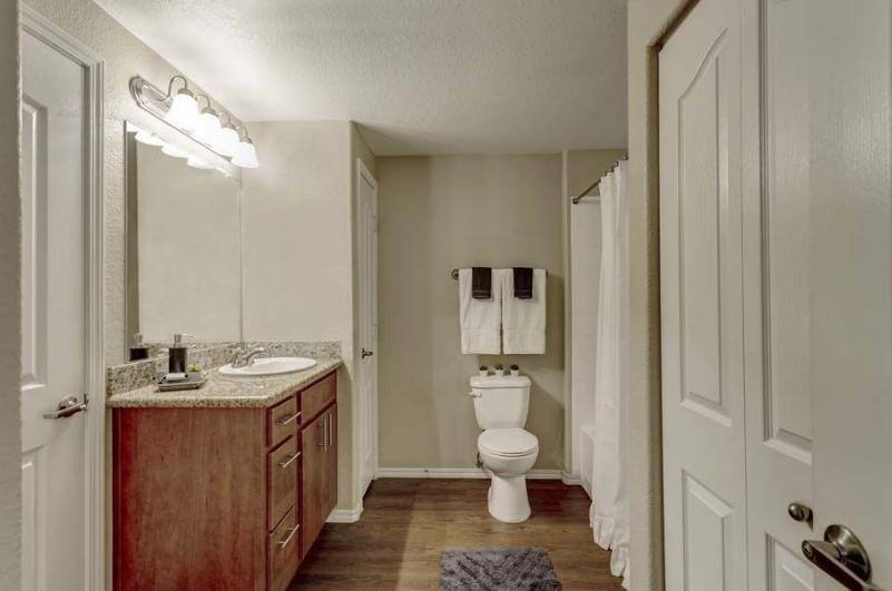 Camden Copper Square, 901 E Van Buren St, Phoenix, AZ 85006 - Apartment for Rent - Image 4