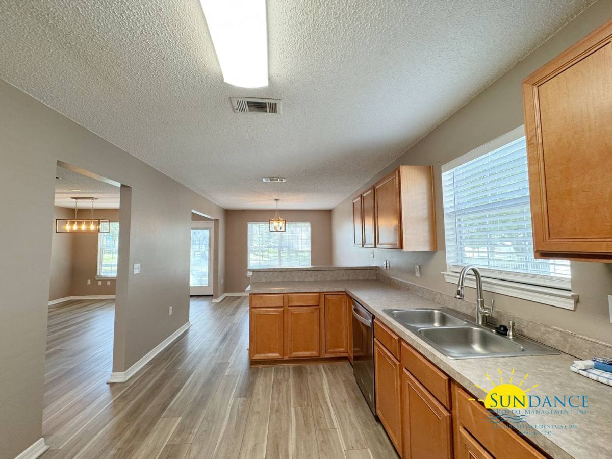 House for rent at 215 Twin Lakes Lane, Destin, FL 32541