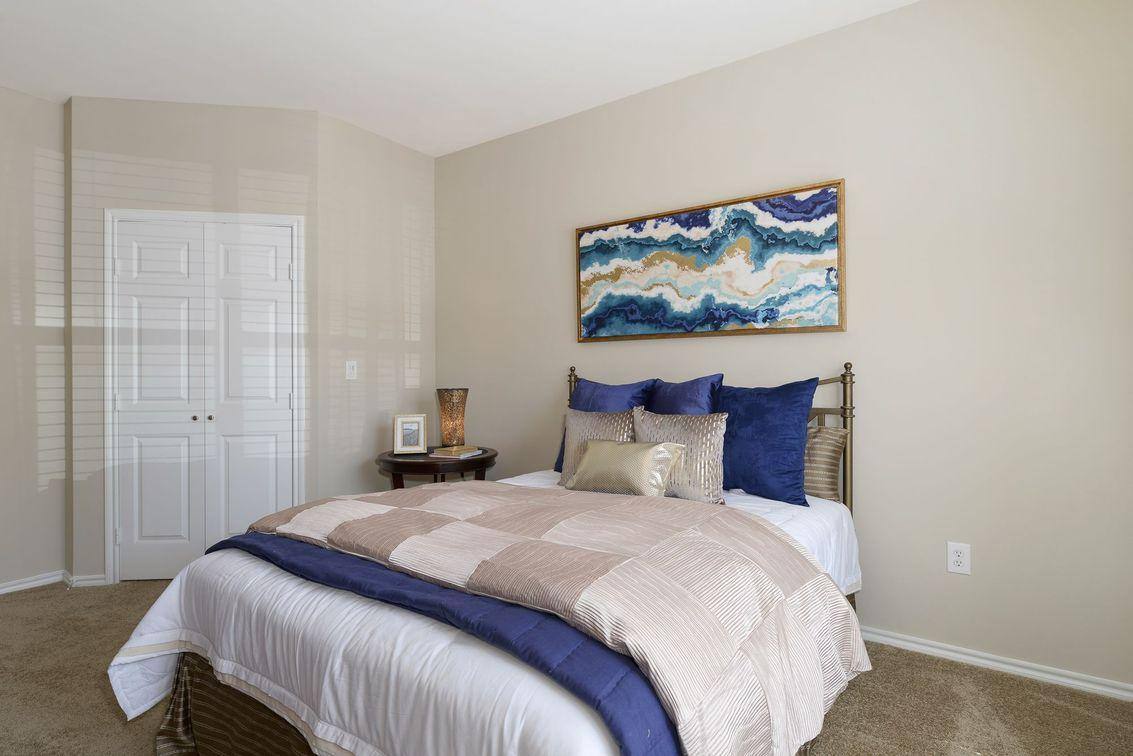 Apartment for rent at 101 N Roaring Springs Rd, Fort Worth, TX 76114