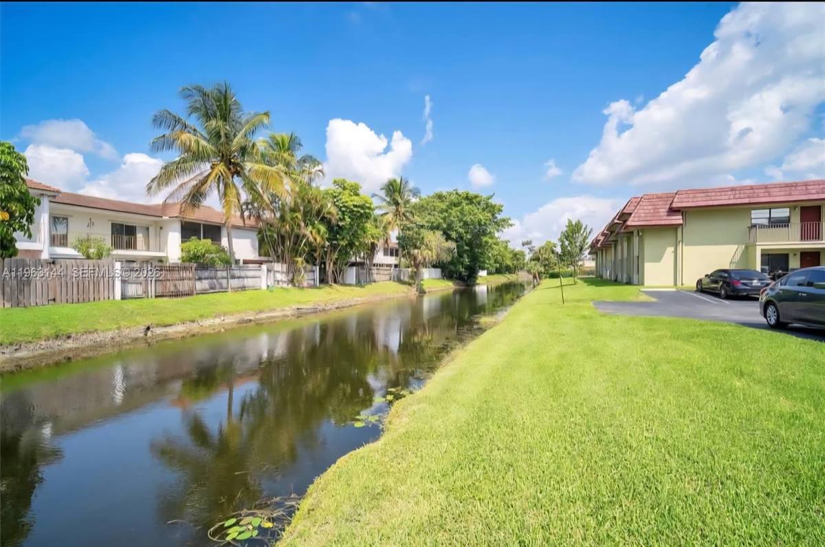 Apartment for rent at 3258 NW 104th Ave, Coral Springs, FL 33065