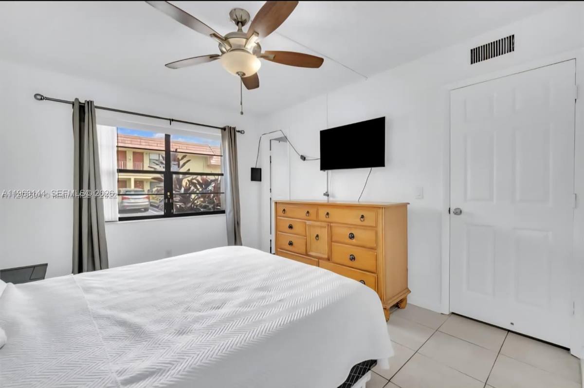 Apartment for rent at 3258 NW 104th Ave, Coral Springs, FL 33065