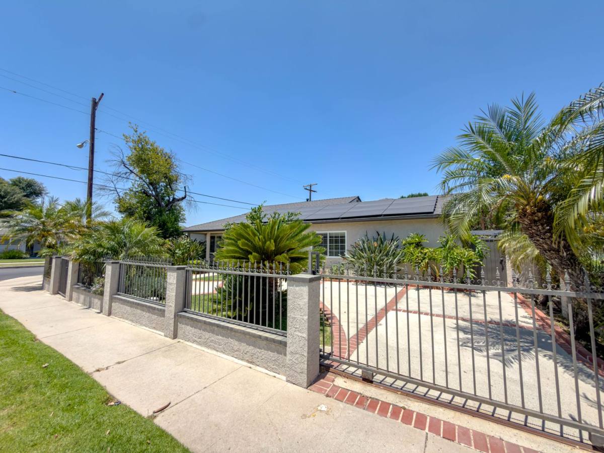 House for rent at 17631 Willard St, Northridge, CA 91325