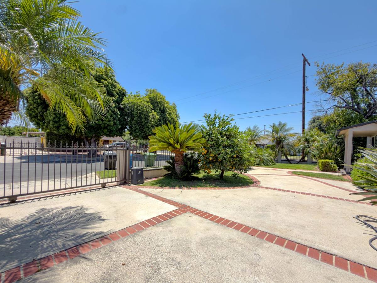 House for rent at 17631 Willard St, Northridge, CA 91325