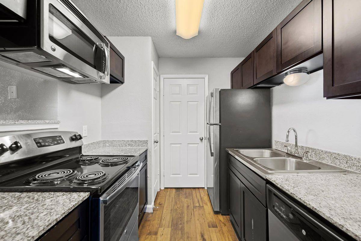 Apartment for rent at Arbors of Temple, 2416 S 13th St, Temple, TX 76504