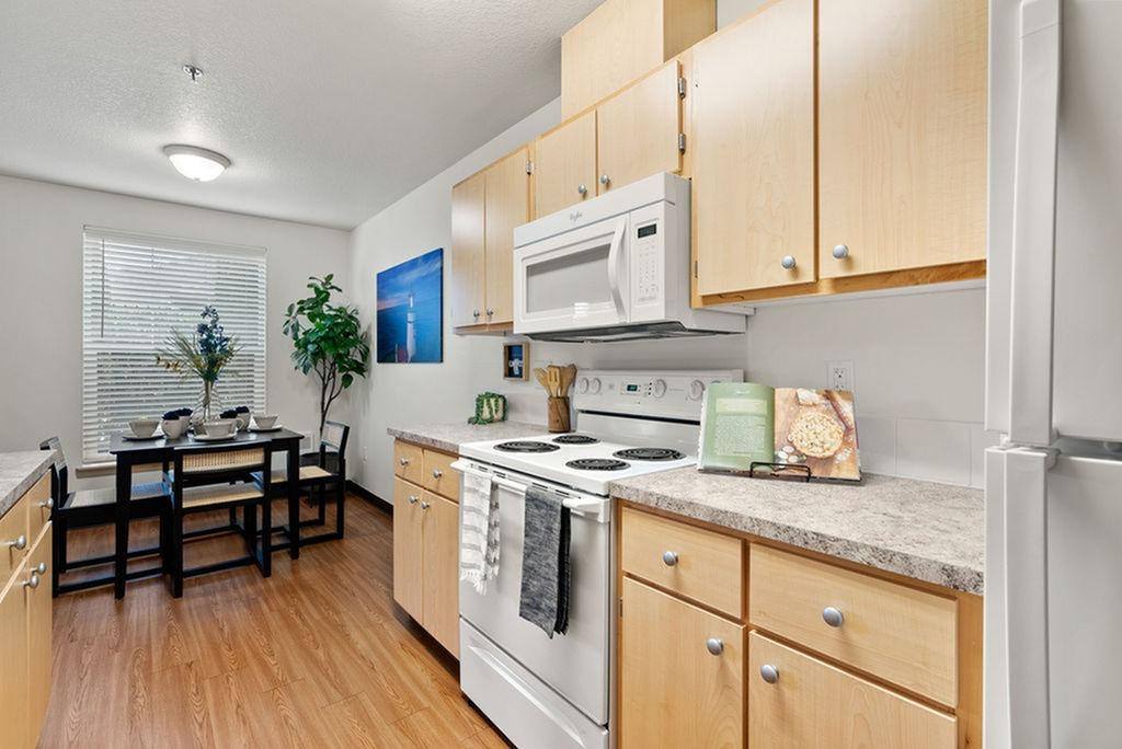 Apartment for rent at Sterling Heights, 1221 SE Ellsworth Rd, Vancouver, WA 98664