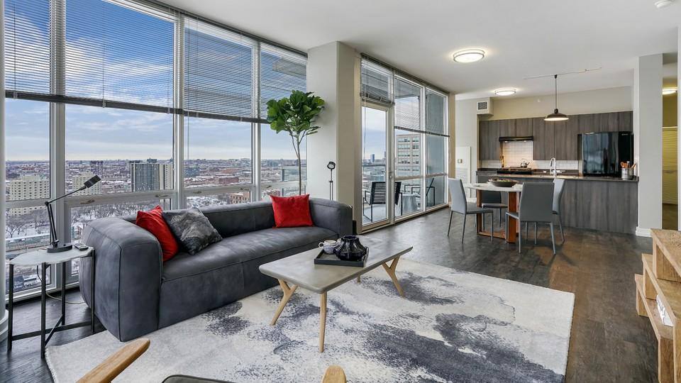 Apartment for rent at 2138 S Indiana Ave, Chicago, IL 60616