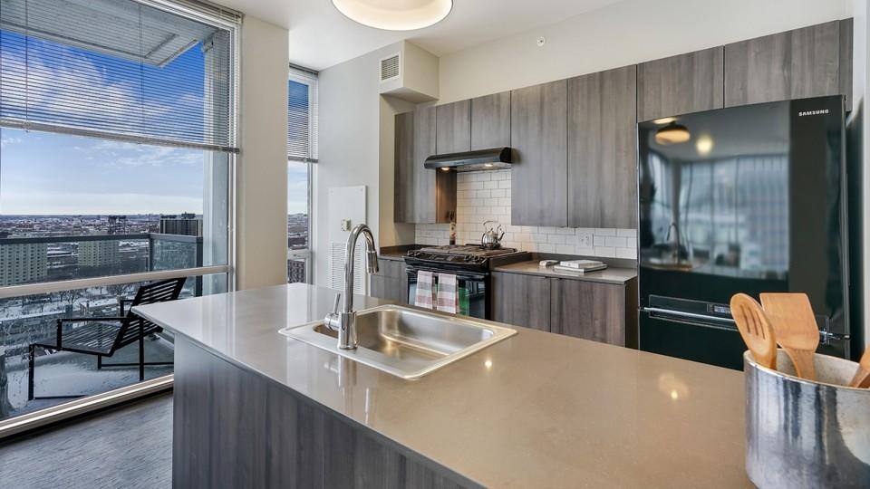 Apartment for rent at 2138 S Indiana Ave, Chicago, IL 60616