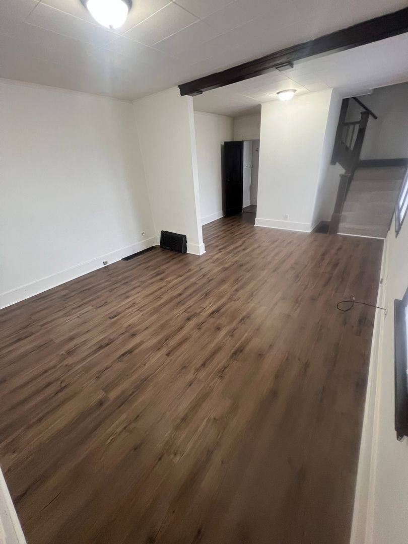 Apartment for rent at 702 N Washington, Aberdeen, SD 57401
