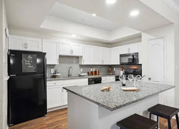 Apartment for rent at La Ventura, 2600 Ventura Dr, Plano, TX 75093
