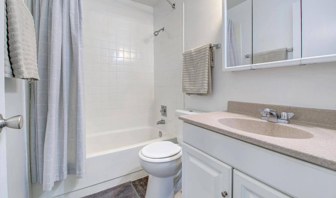 Apartment for rent at 8118 International Dr, Crown Point, IN 46307