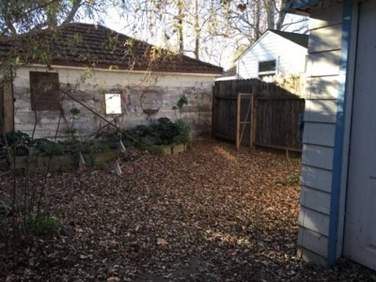 Apartment for rent at 647 D St, Davis, CA 95616