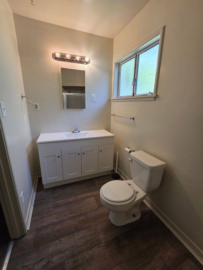 Apartment for rent at 647 D St, Davis, CA 95616