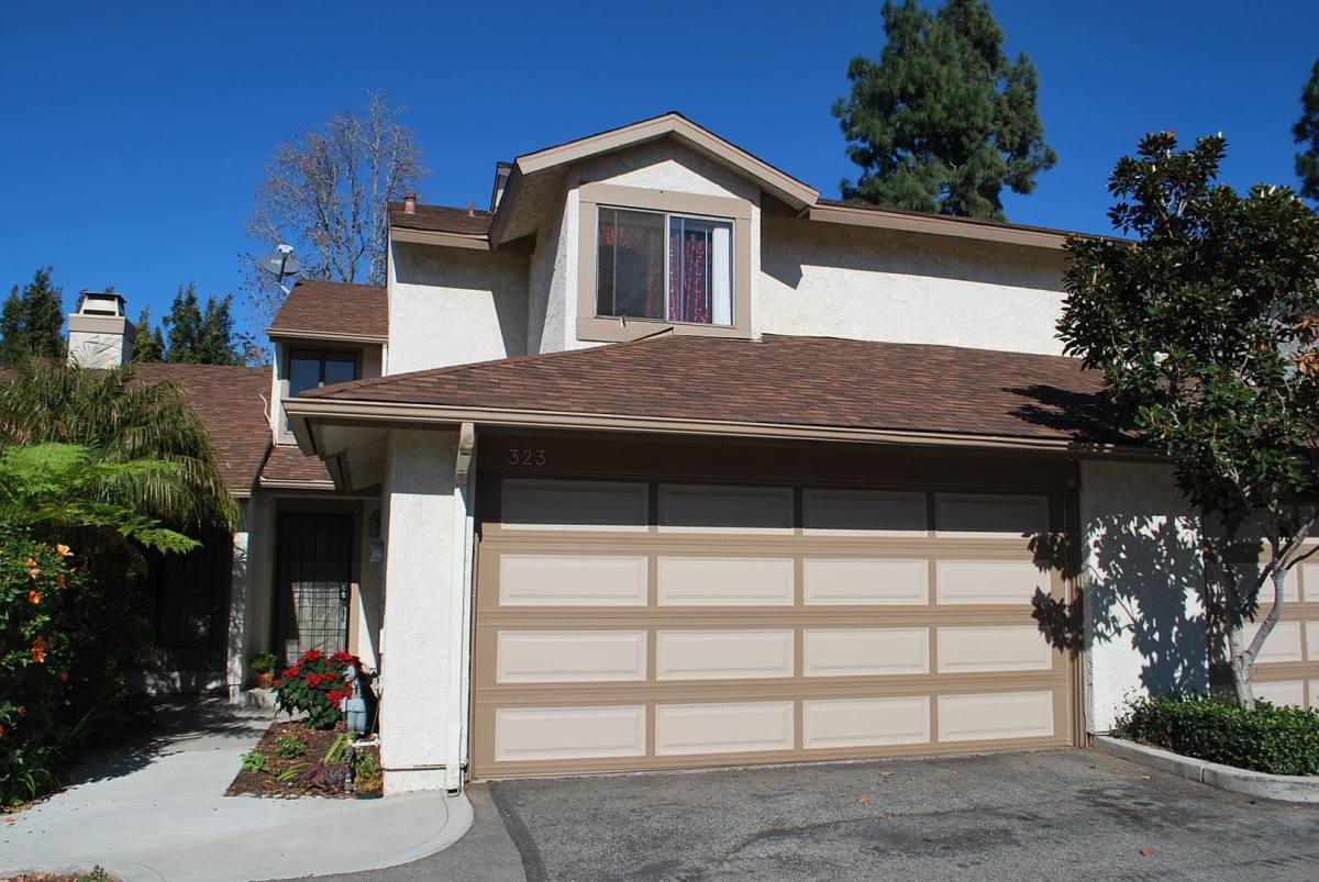 Townhouse for rent at 323 Blackfoot Lane, Ventura, CA 93001