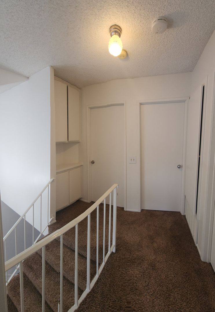 Townhouse for rent at 323 Blackfoot Lane, Ventura, CA 93001