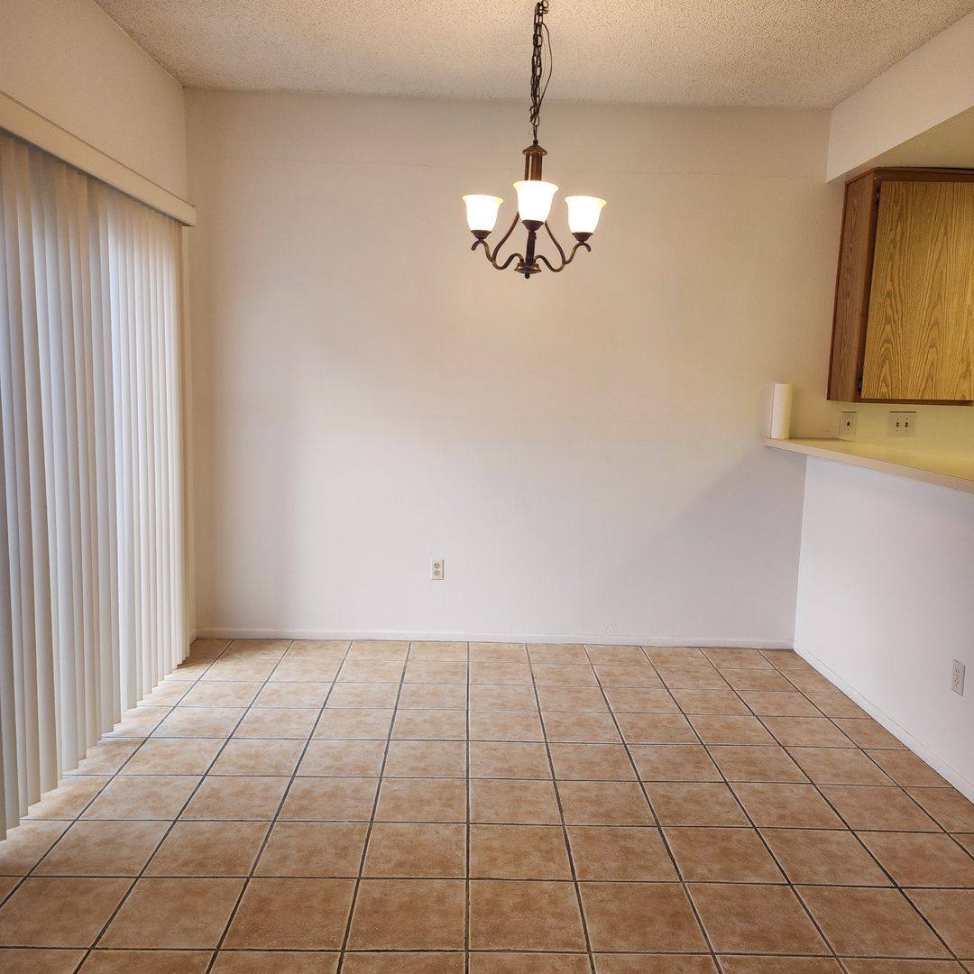 Townhouse for rent at 323 Blackfoot Lane, Ventura, CA 93001