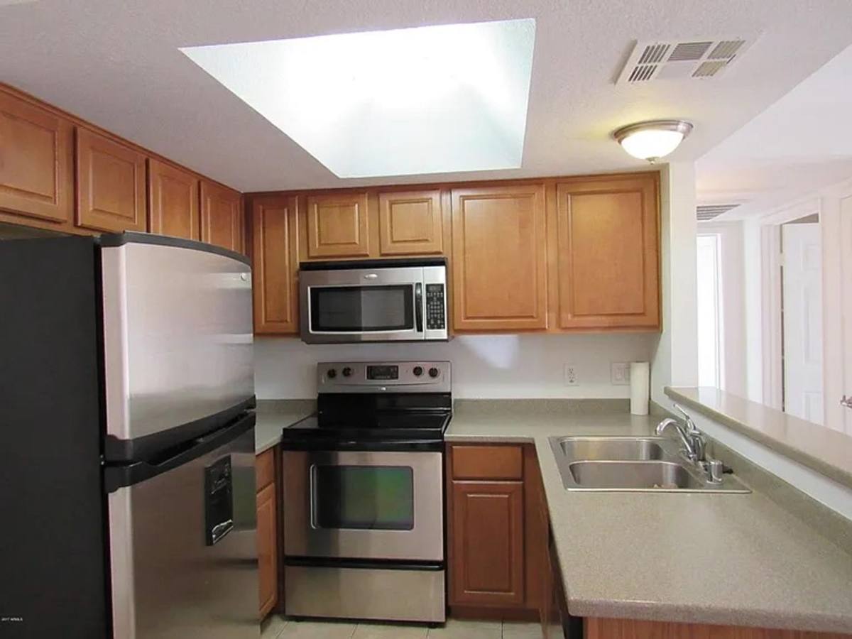 Apartment for rent at 1720 E Thunderbird Rd, Phoenix, AZ 85022