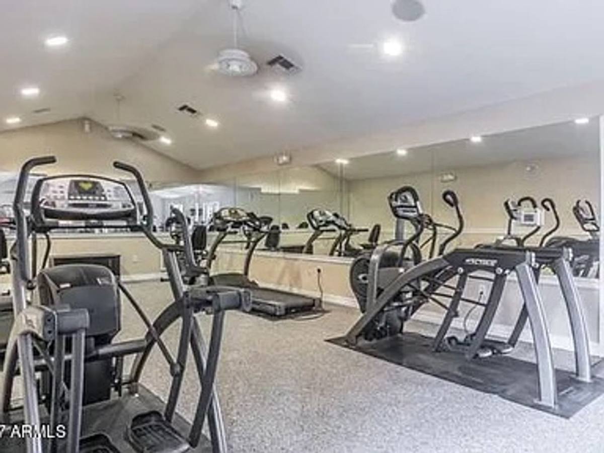 Apartment for rent at 1720 E Thunderbird Rd, Phoenix, AZ 85022