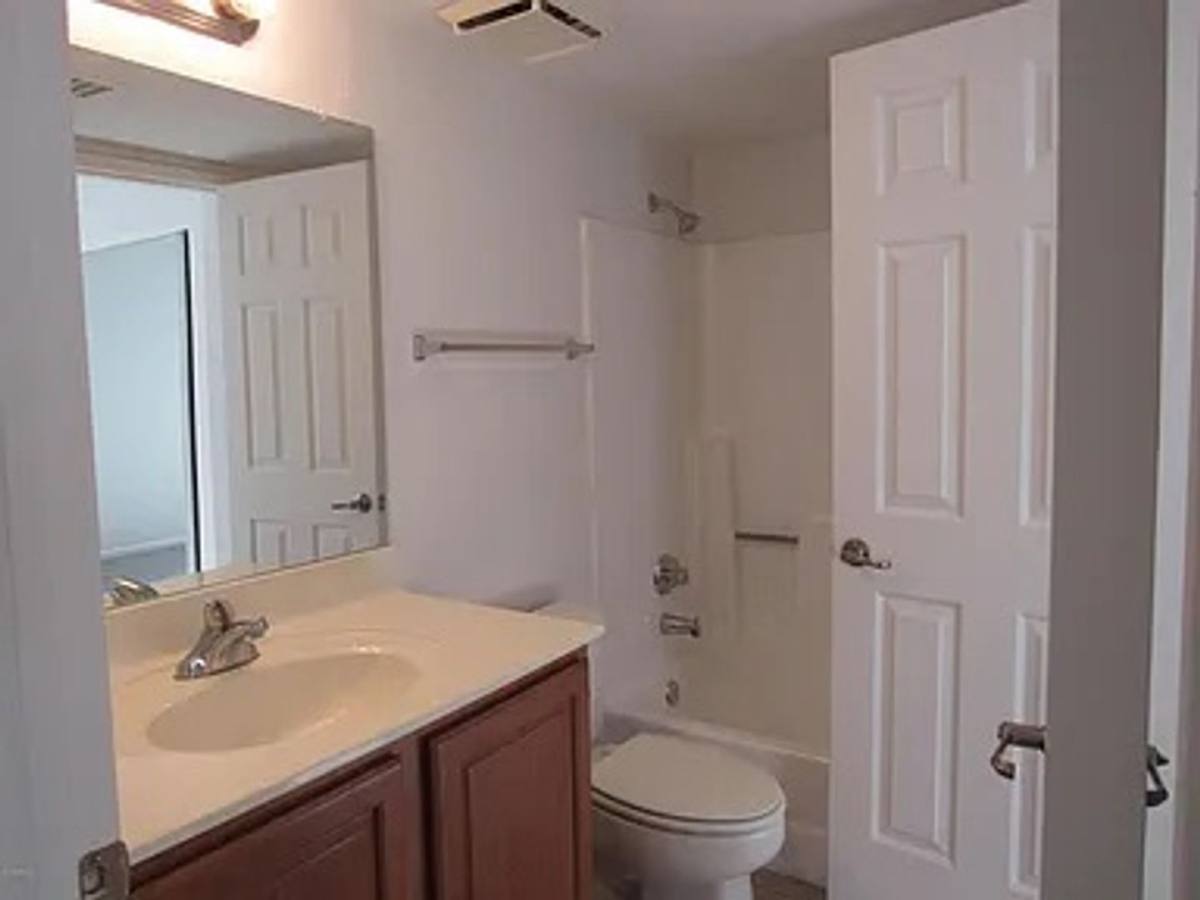 Apartment for rent at 1720 E Thunderbird Rd, Phoenix, AZ 85022