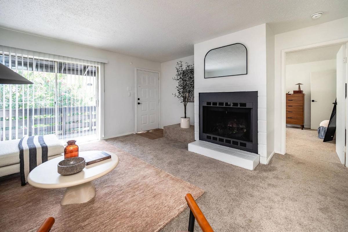 Apartment for rent at The Park at Moss Creek, 5000 Ridgewood Rd, Jackson, MS 39211