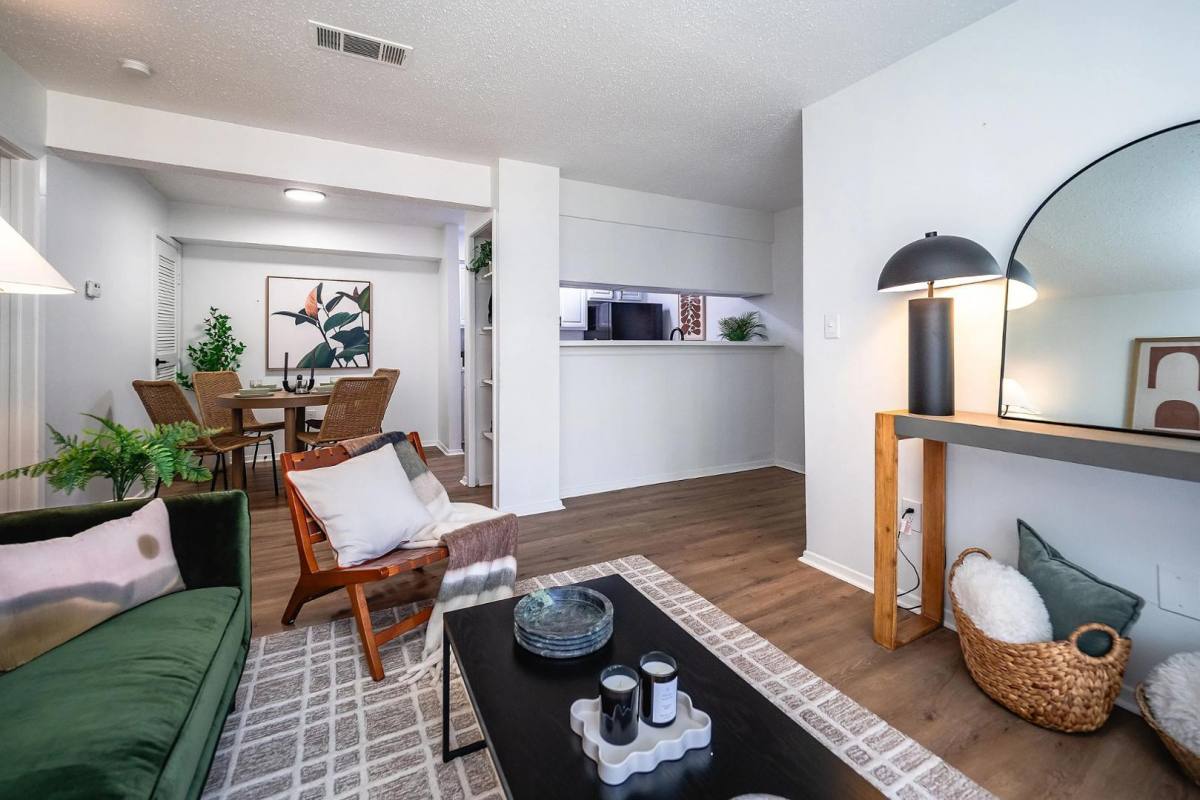 Apartment for rent at The Park at Moss Creek, 5000 Ridgewood Rd, Jackson, MS 39211