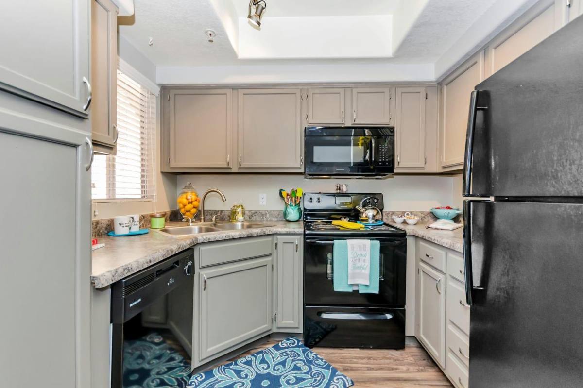 Apartment for rent at Alcove at the Islands, 1300 W Warner Rd, Gilbert, AZ 85233