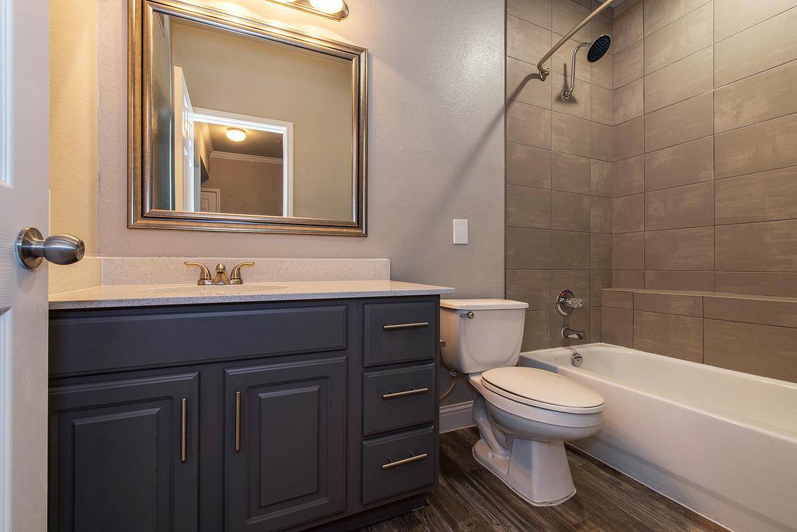 Apartment for rent at Viceroy at River Park, 3450 River Park Dr, Fort Worth, TX 76116