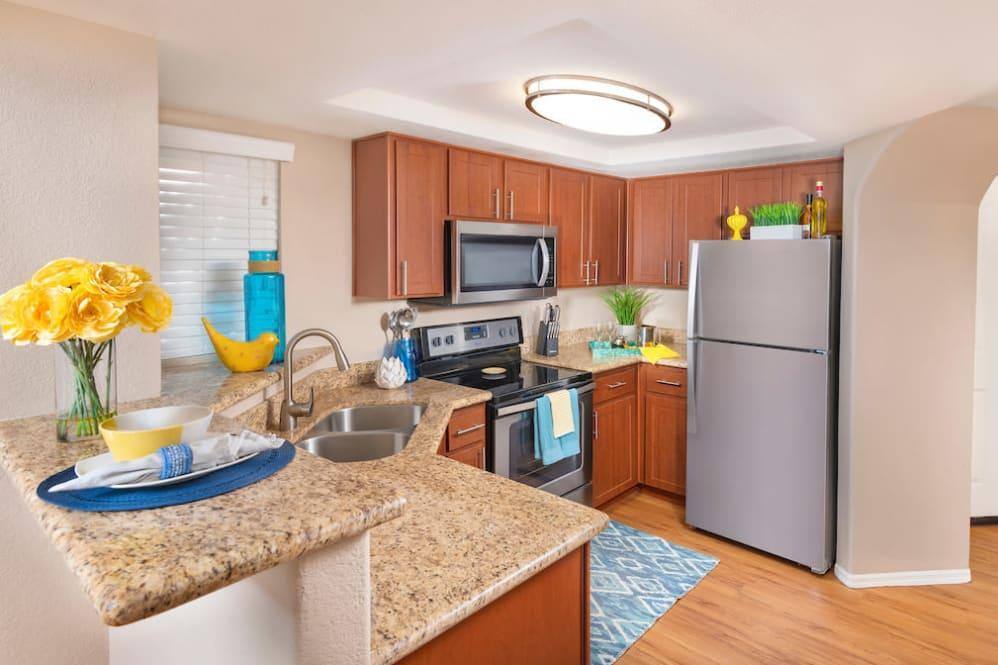 Apartment for rent at San Martin Apartment Homes, 4215 N Drinkwater Blvd, Scottsdale, AZ 85251