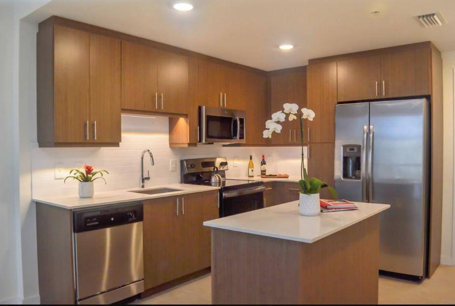 Apartment for rent at 6600 NW 7th St, Miami, FL 33126