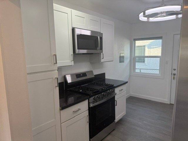 Apartment for rent at 10907 S Burl Ave #A, Inglewood, CA 90304