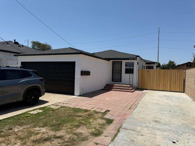 Apartment for rent at 10907 S Burl Ave #A, Inglewood, CA 90304