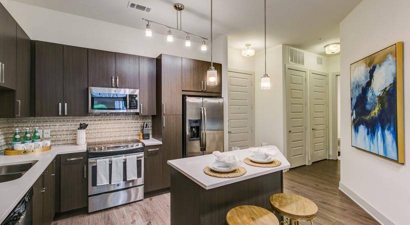 Apartment for rent at 555 Ross Avenue, 1777 N Record St, Dallas, TX 75202
