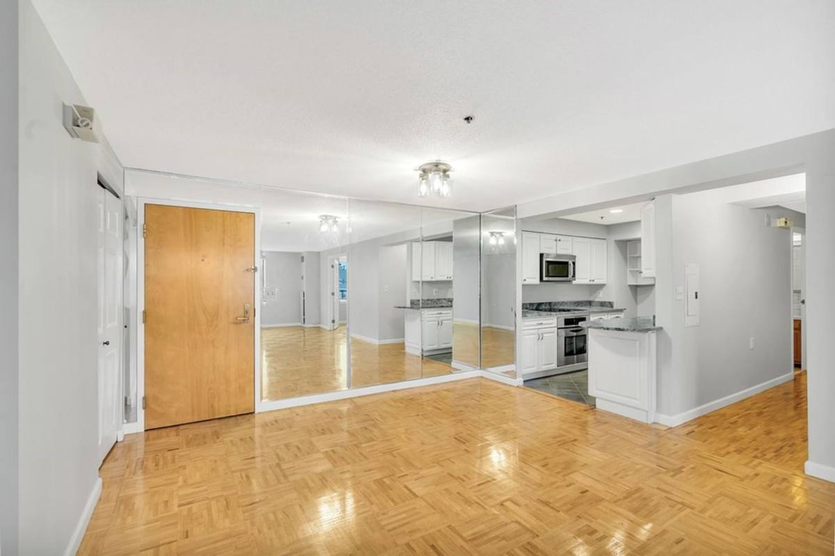 Apartment for rent at 357 Commercial St, Boston, MA 02109