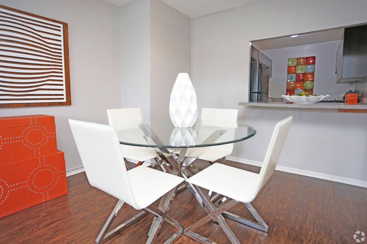 Apartment for rent at 7251 S Shore Dr, Chicago, IL 60649