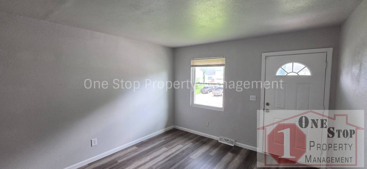 House for rent at 18814 E 18th St N, Independence, MO 64058