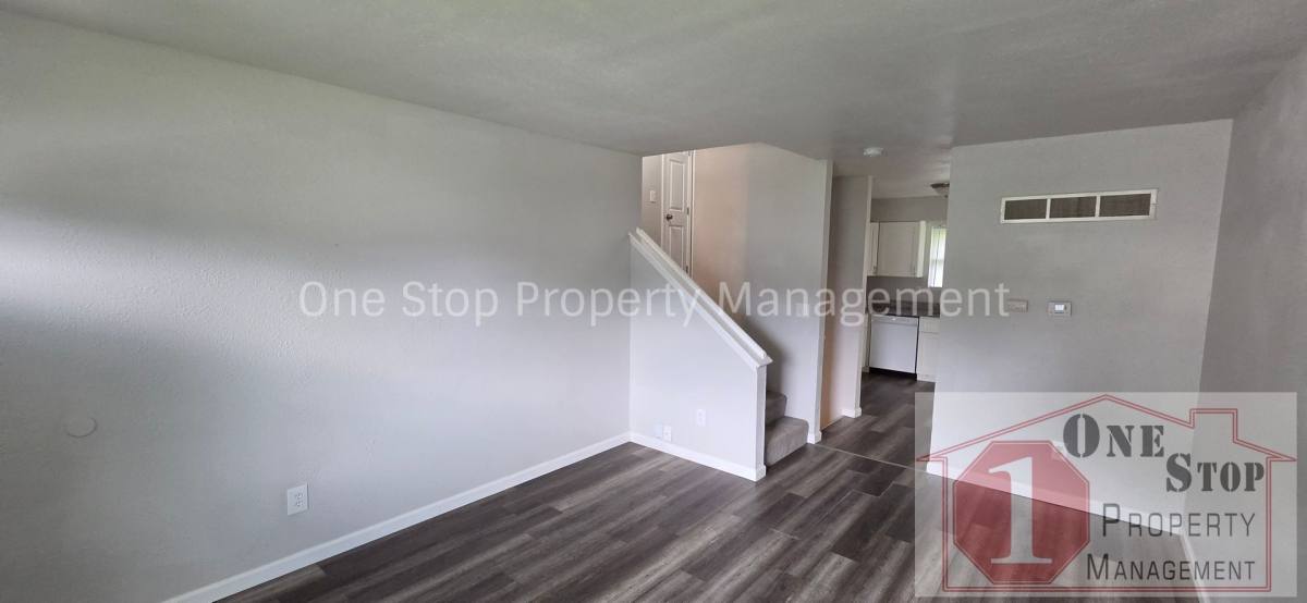House for rent at 18814 E 18th St N, Independence, MO 64058