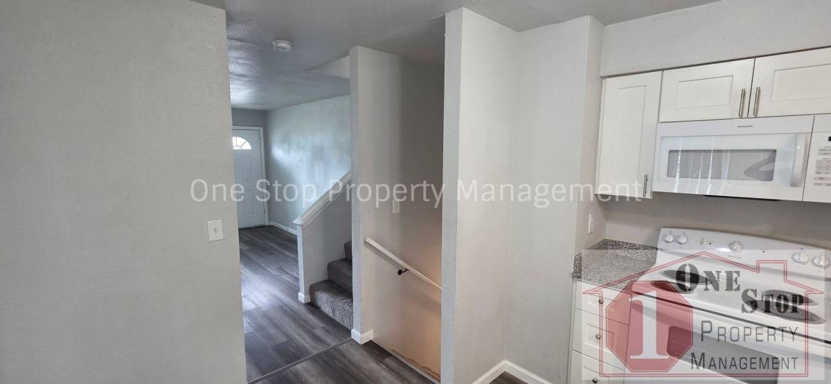 House for rent at 18814 E 18th St N, Independence, MO 64058