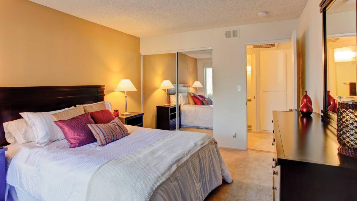 Apartment for rent at Hathaway, 3500 Hathaway Ave, Long Beach, CA 90815