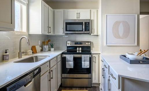 Apartment for rent at The Retreat at McAlpine Creek, 6800 Fishers Farm Lane, Charlotte, NC 28277