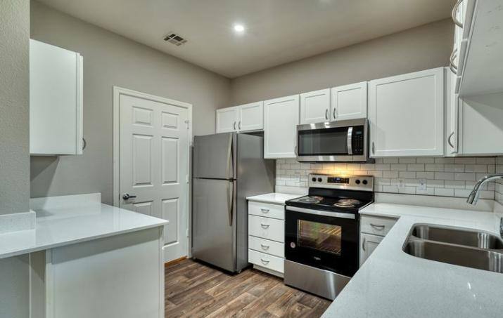 Apartment for rent at San Marino, 3625 E Ray Rd, Phoenix, AZ 85044